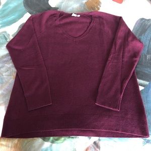 Gap merlot colored super soft vneck sweater